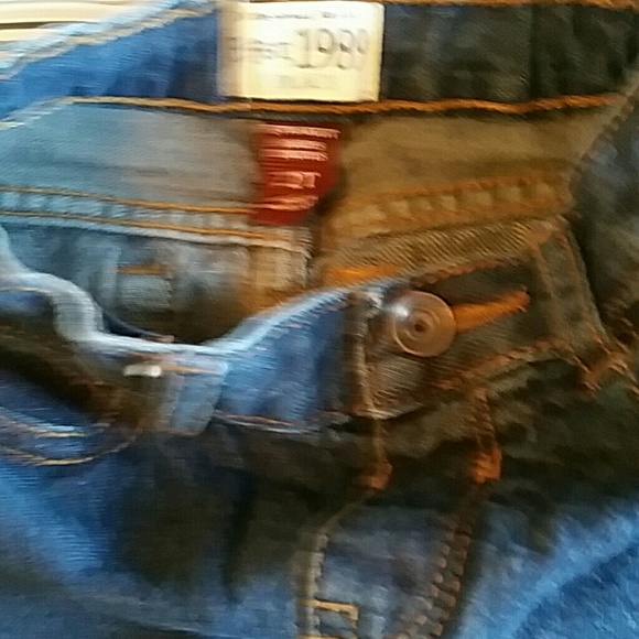 18-24mo.Gap long sleeve tee & CP 2T jeans - Picture 2 of 6